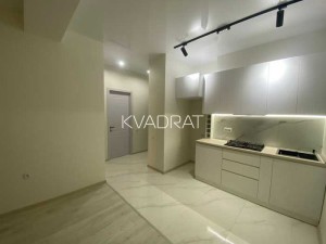 Продаётся, Квартира