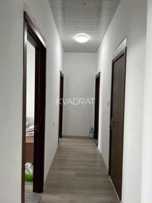 Продаётся, Квартира