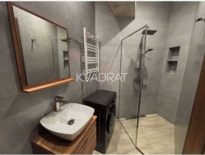 Продаётся, Квартира