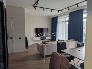 Продаётся, Квартира