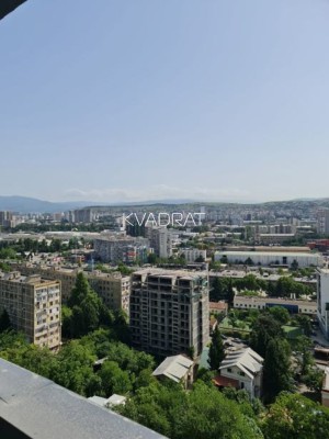 Продаётся, Квартира