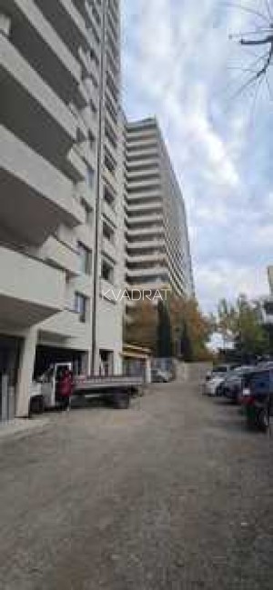 Продаётся, Квартира