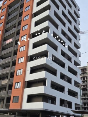 Продаётся, Квартира