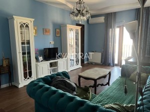 Продаётся, Квартира