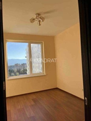 Продаётся, Квартира