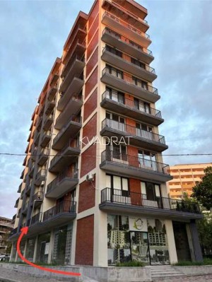 Продаётся, Квартира