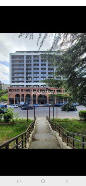 Продаётся, Квартира