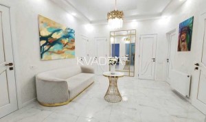 Продаётся, Квартира