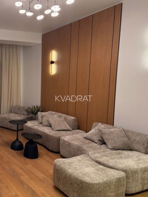 Продаётся, Квартира