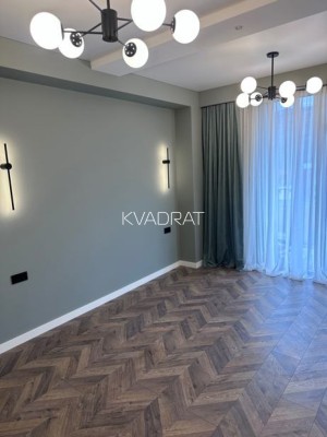 Продаётся, Квартира