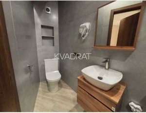 Продаётся, Квартира