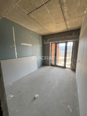 Продаётся, Квартира