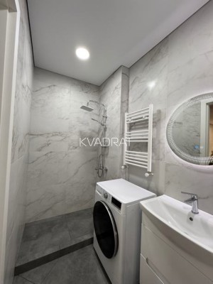 Продаётся, Квартира