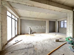 Продаётся, Квартира