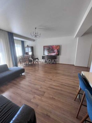 Продаётся, Квартира