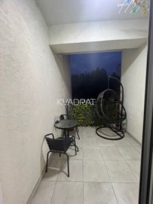 Продаётся, Квартира