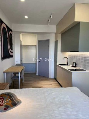 Продаётся, Квартира