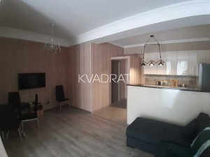 Продаётся, Квартира