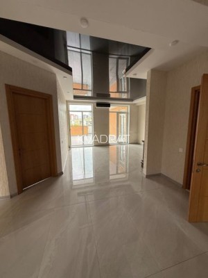 Продаётся, Квартира