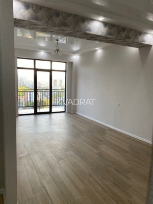 Продаётся, Квартира