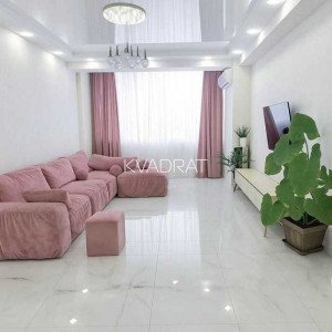 Продаётся, Квартира