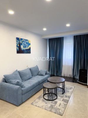 Продаётся, Квартира