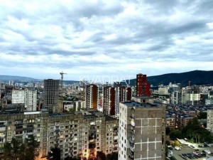 Продаётся, Квартира