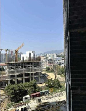 Продаётся, Квартира