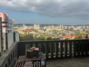 Продаётся, Квартира