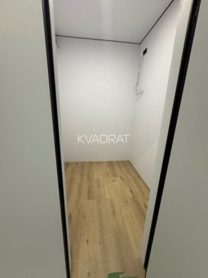 Продаётся, Квартира