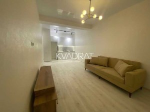 Продаётся, Квартира