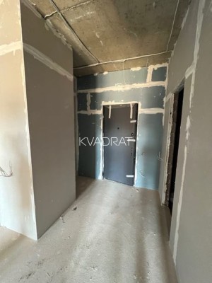 Продаётся, Квартира