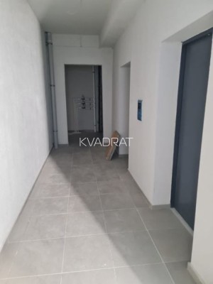 Продаётся, Квартира