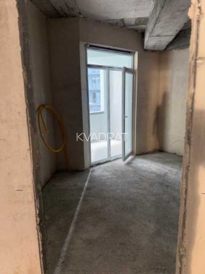 Продаётся, Квартира