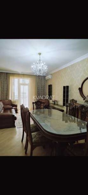 Продаётся, Квартира