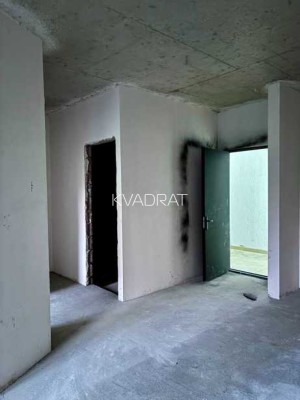 Продаётся, Квартира