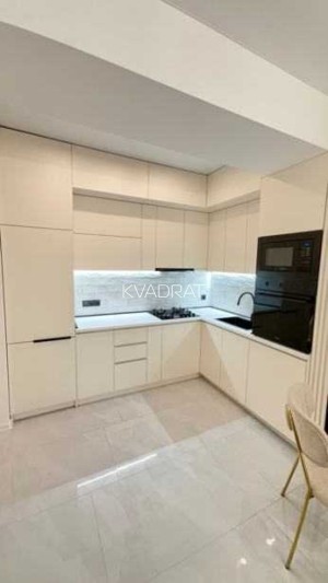 Продаётся, Квартира