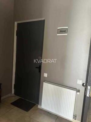 Продаётся, Квартира