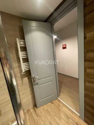 Продаётся, Квартира