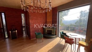 Продаётся, Частный дом