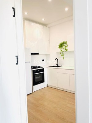 Продаётся, Квартира