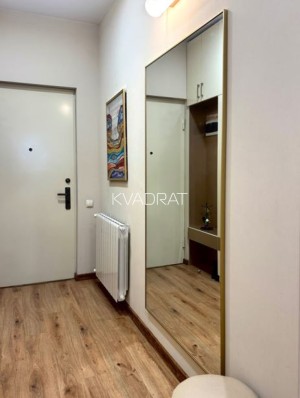 Продаётся, Квартира