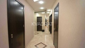 Продаётся, Квартира