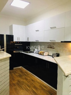 Продаётся, Квартира