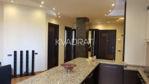 Продаётся, Квартира