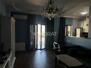 Продаётся, Квартира