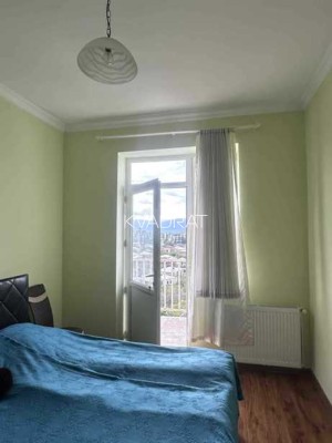 Продаётся, Квартира