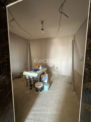 Продаётся, Квартира