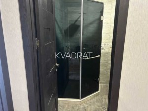 Продаётся, Квартира