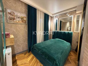 Продаётся, Квартира